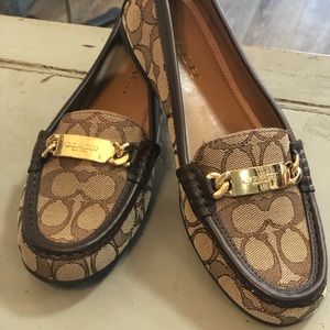 New Coach Signature Flats